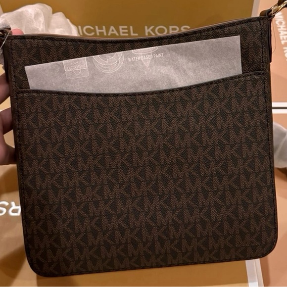 Michael Kors Jet Set Travel Small Signature Logo Messenger Bag - Picture 7 of 9